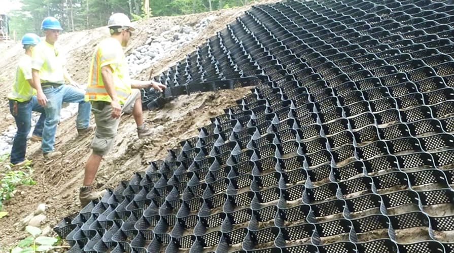 Geozellen als Erosionsschutz